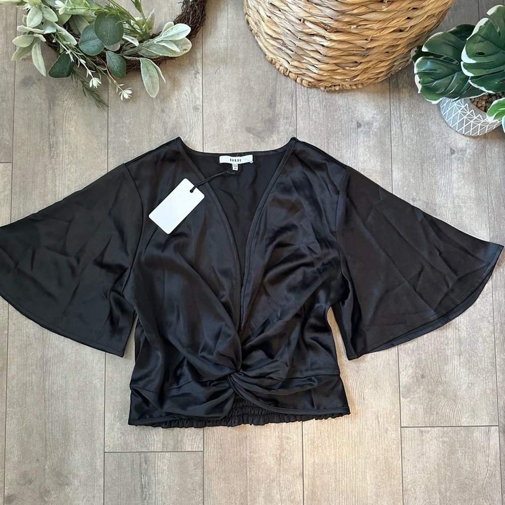 New Anthropologie Ro & De Women’s Cropped Elegant Black Satin Blouse - Picture 9 of 11